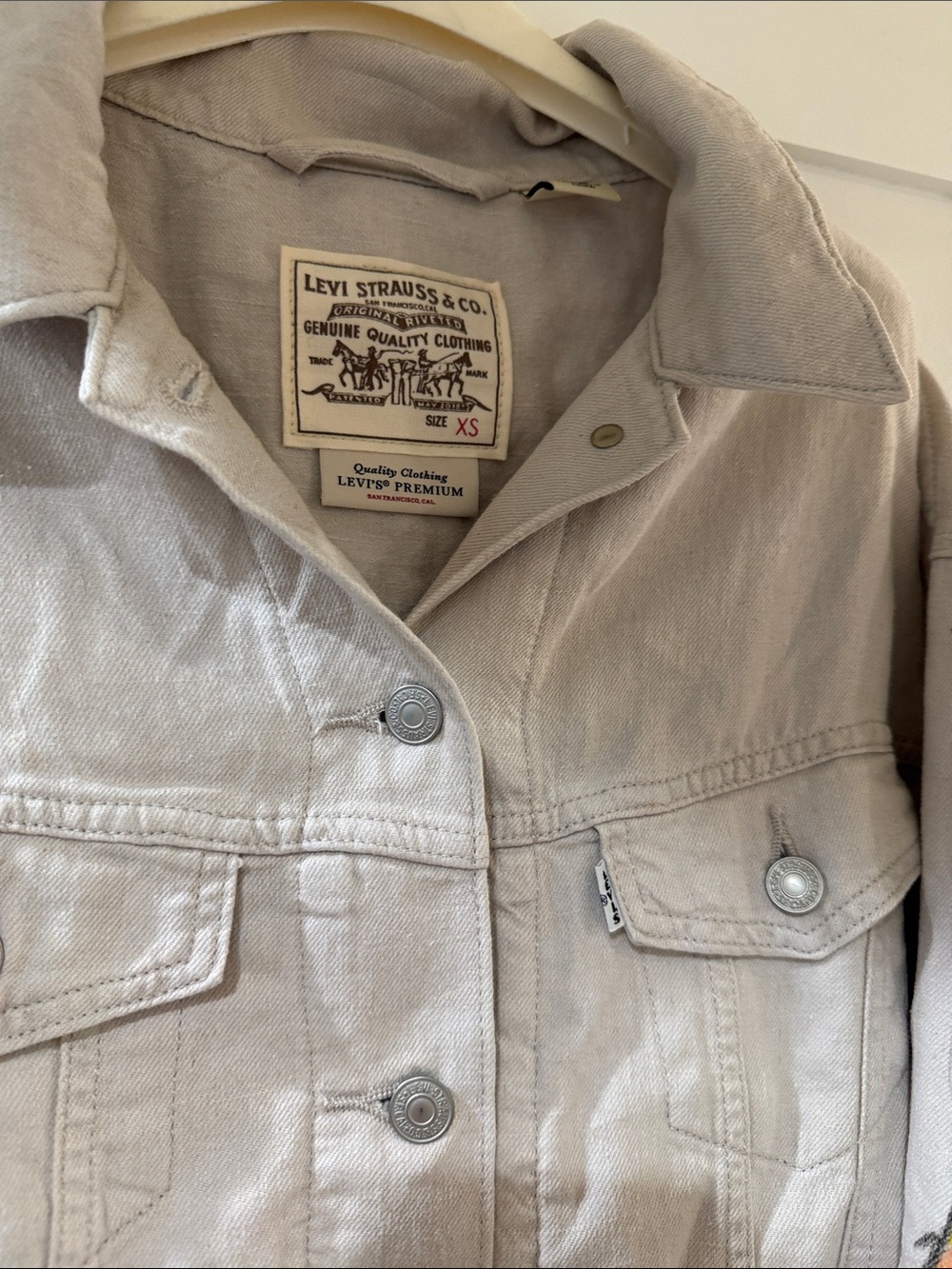 Levi's Light Beige Denim Jean Jacket - XS